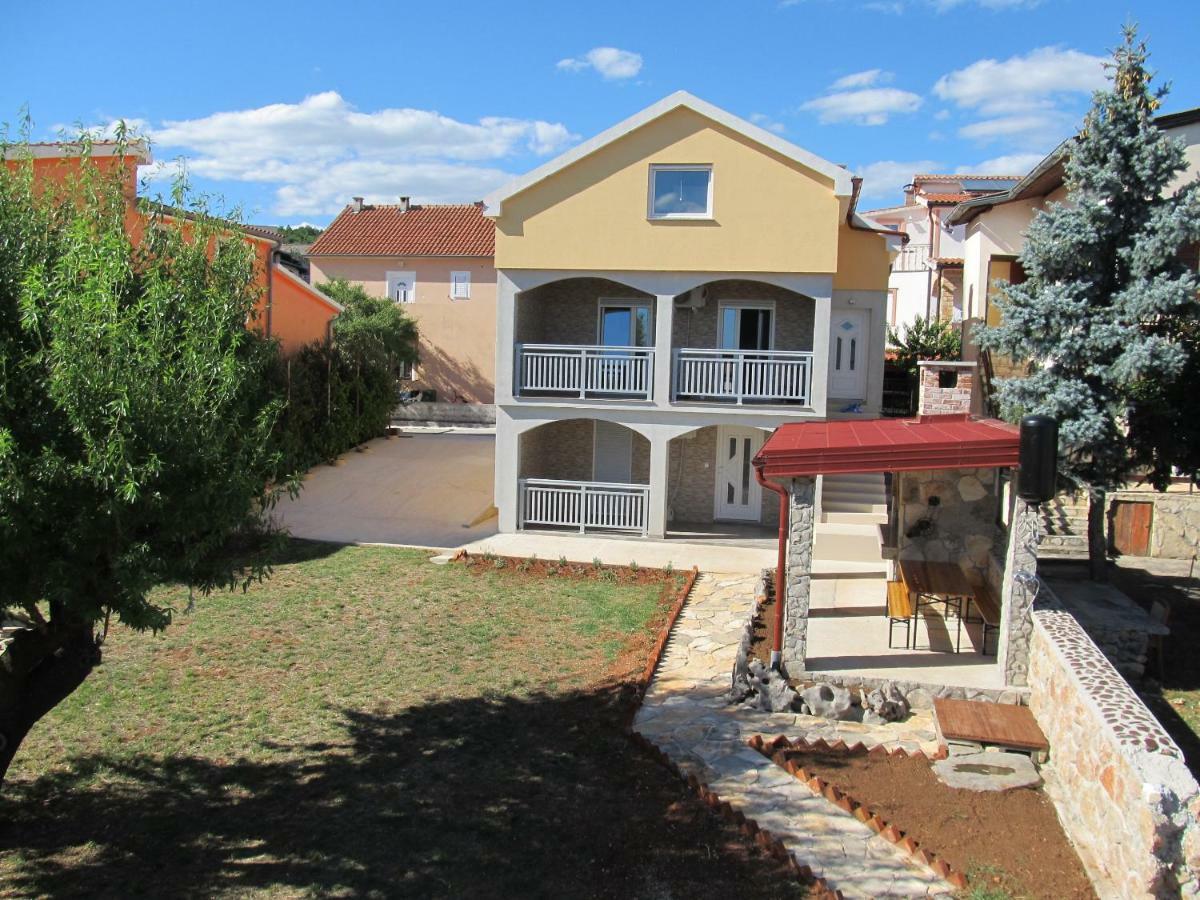 Apartmani Mala Sirena Maslenica Dış mekan fotoğraf